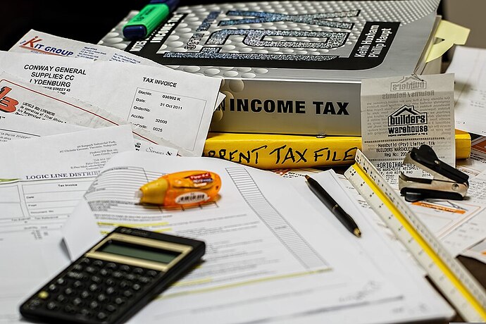 tax form stock market Canada