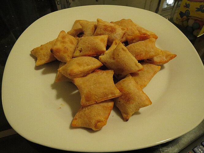 Pizza Pizza pizza rolls